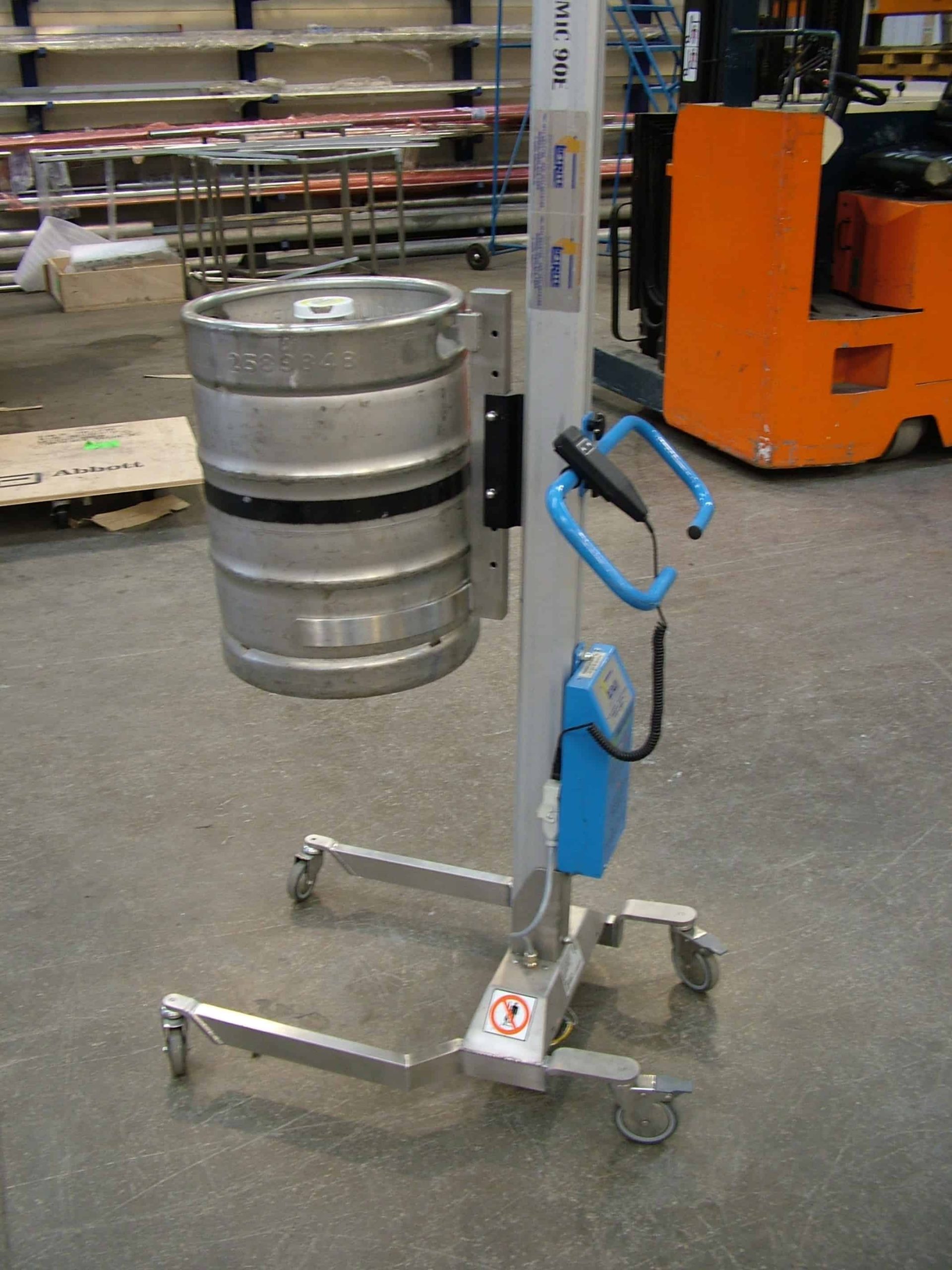 Safe and Efficient Lift & Drive Mobile Trolleys for Drum and Keg Handling