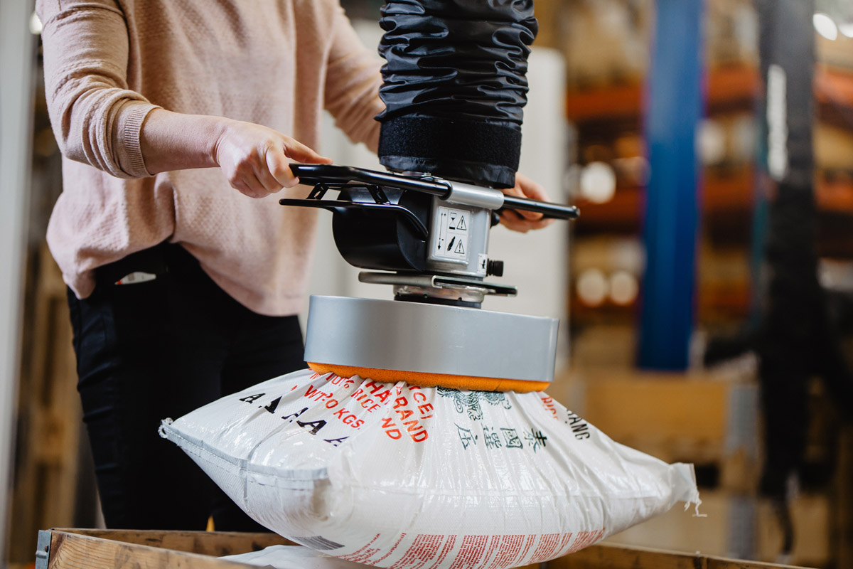 Tube Lifters for Bags & Sacks – Ergonomic Handling with Capacities from 2 kg to 250 kg 