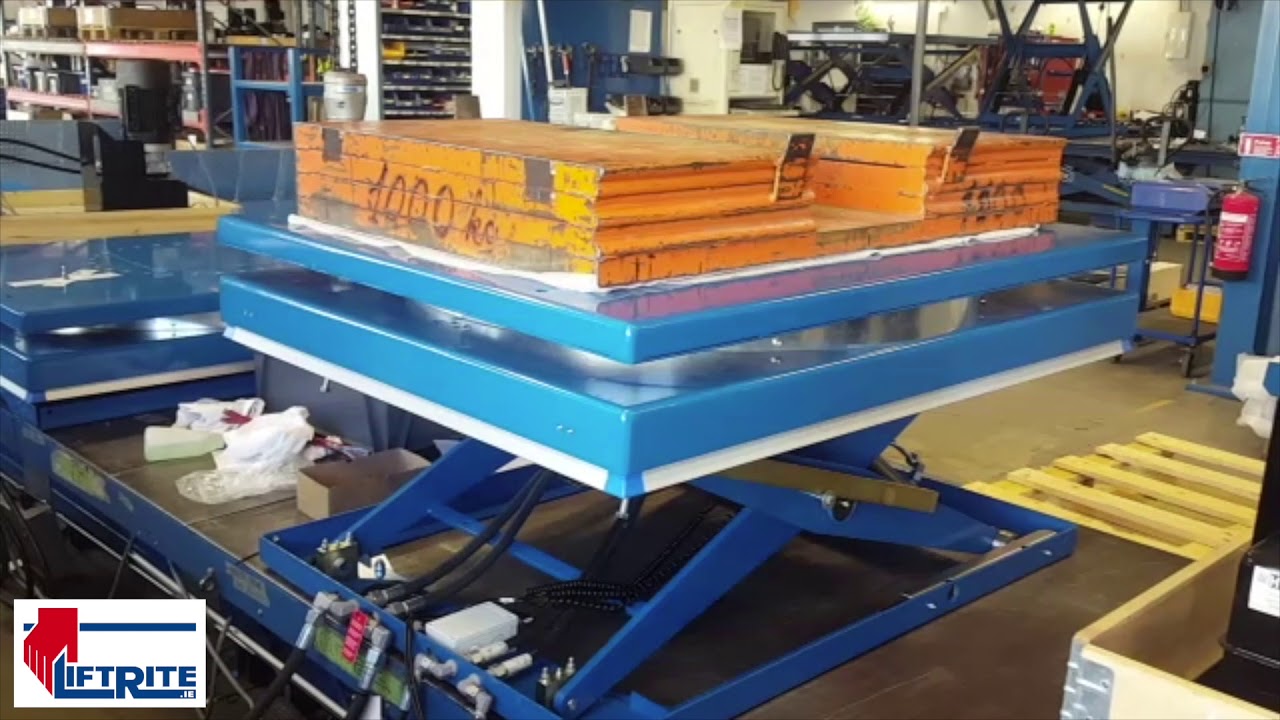 Installed hydraulic scissor lift table with rotating platform